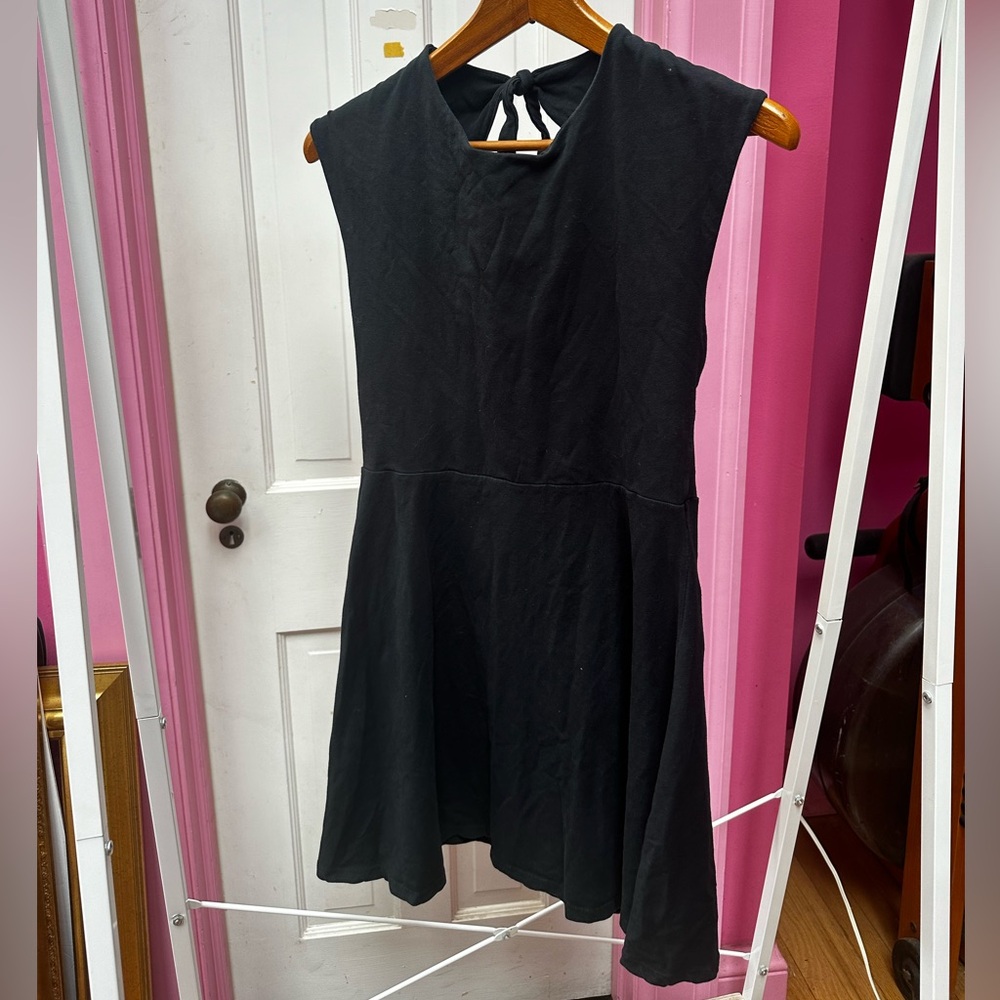 Aritizia Black Skater Dress size Large